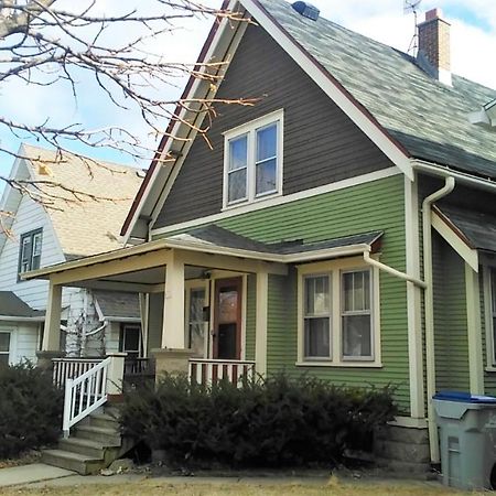 Comfortable 3 Bedroom Craftsman Bungalow In Milwaukee'S Bay View Neighborhood Εξωτερικό φωτογραφία