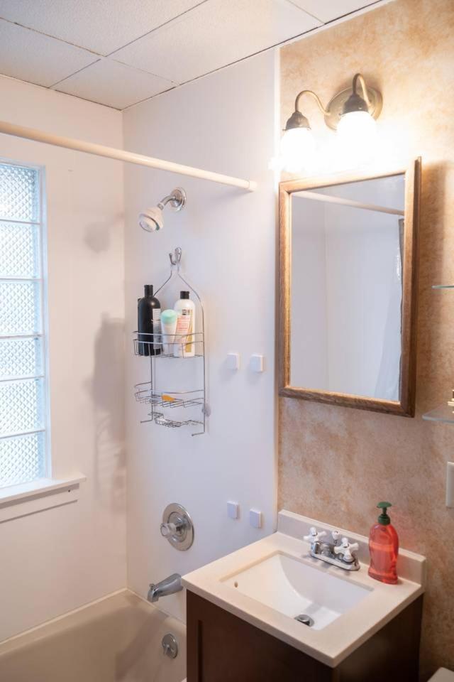 Comfortable 3 Bedroom Craftsman Bungalow In Milwaukee'S Bay View Neighborhood Εξωτερικό φωτογραφία