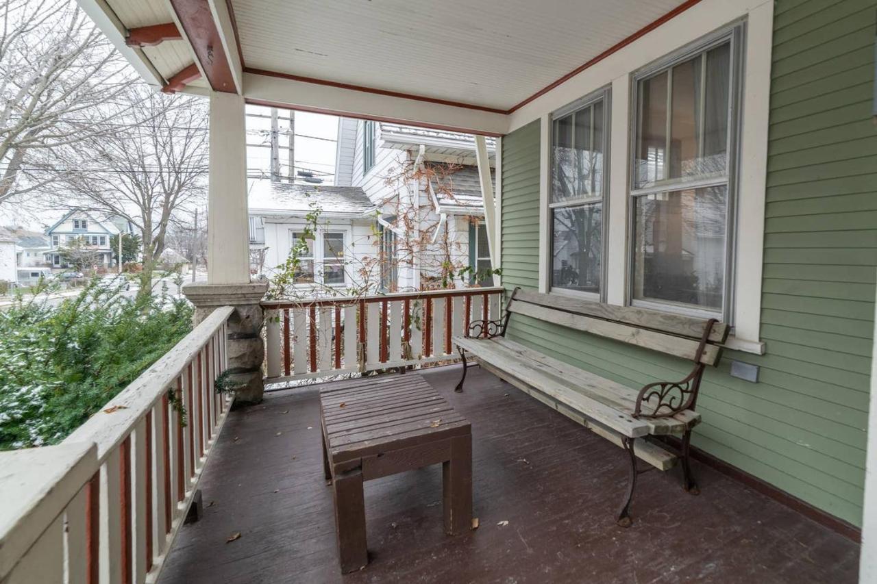 Comfortable 3 Bedroom Craftsman Bungalow In Milwaukee'S Bay View Neighborhood Εξωτερικό φωτογραφία